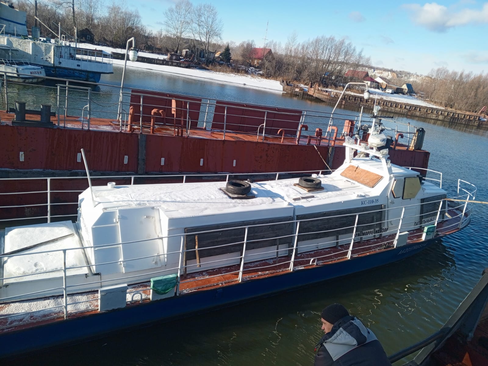 Закрытие навигационного периода 2025 года, подъём служебного теплохода «Патрульный-2» на зимний отстой